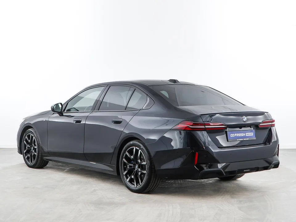 BMW 5 серия 2023 — миниатюра 2