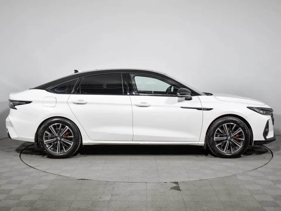 Chery Arrizo 8 2023 — миниатюра 4