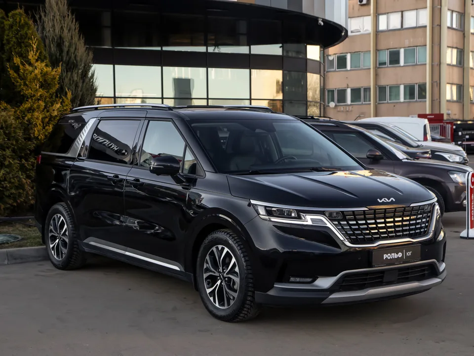 Kia Carnival 2023 — миниатюра 2