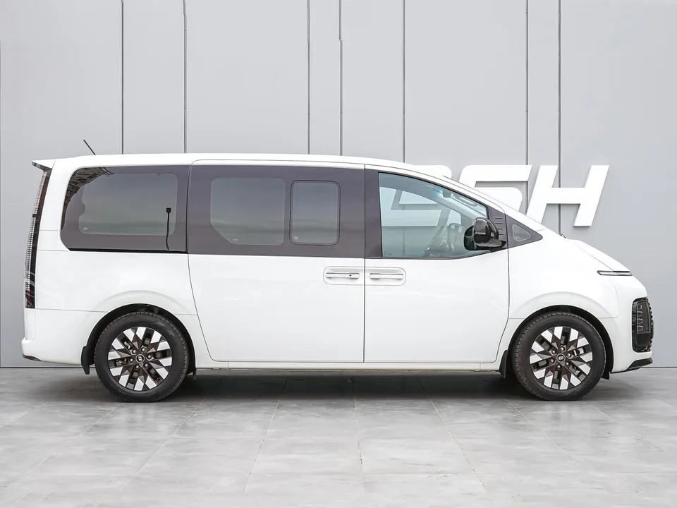 Hyundai Staria 2022 — миниатюра 5