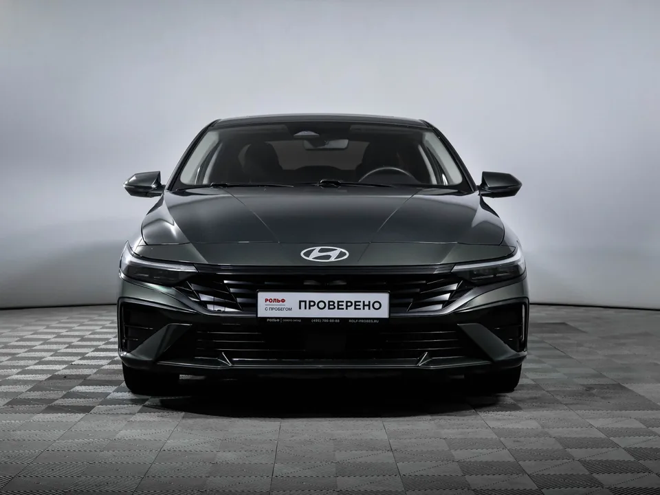 Hyundai Elantra 2023 — миниатюра 2