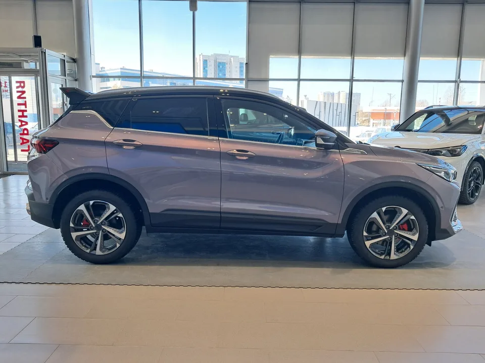 Geely Coolray 2023 — миниатюра 5