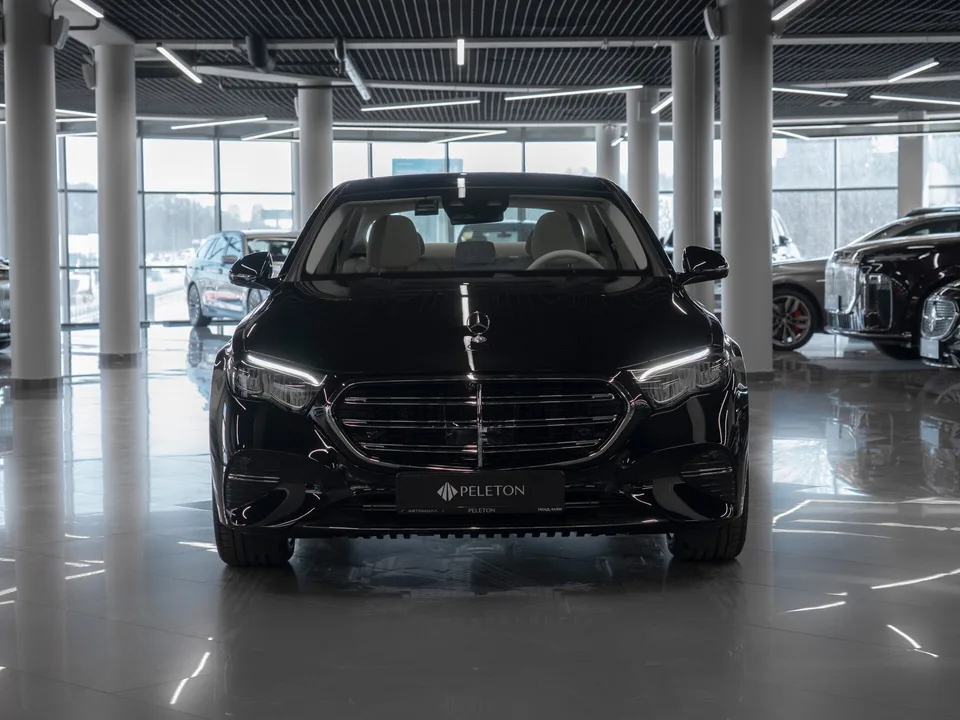 Mercedes-Benz E-Класс 2025 — миниатюра 3
