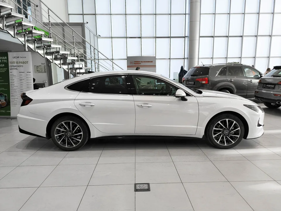 Hyundai Sonata 2022 — миниатюра 5