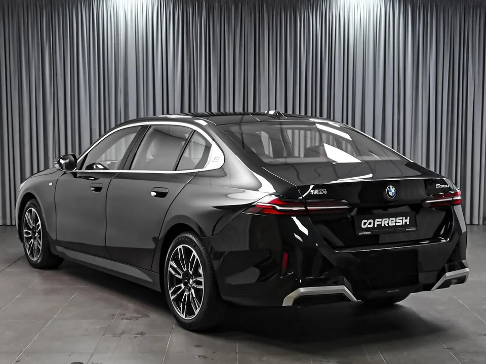 BMW 5 серия 2025 — миниатюра 2