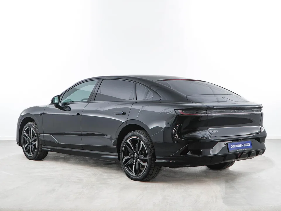 Voyah Passion EV 2023 — миниатюра 2