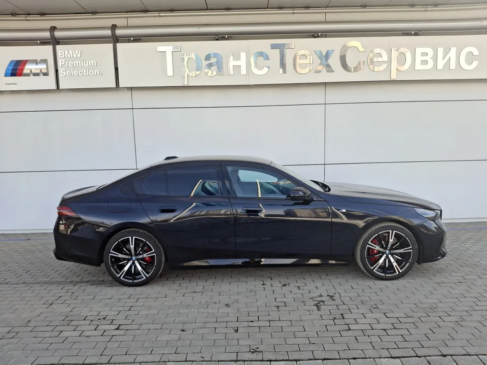 BMW 5 Series 2024 — миниатюра 5