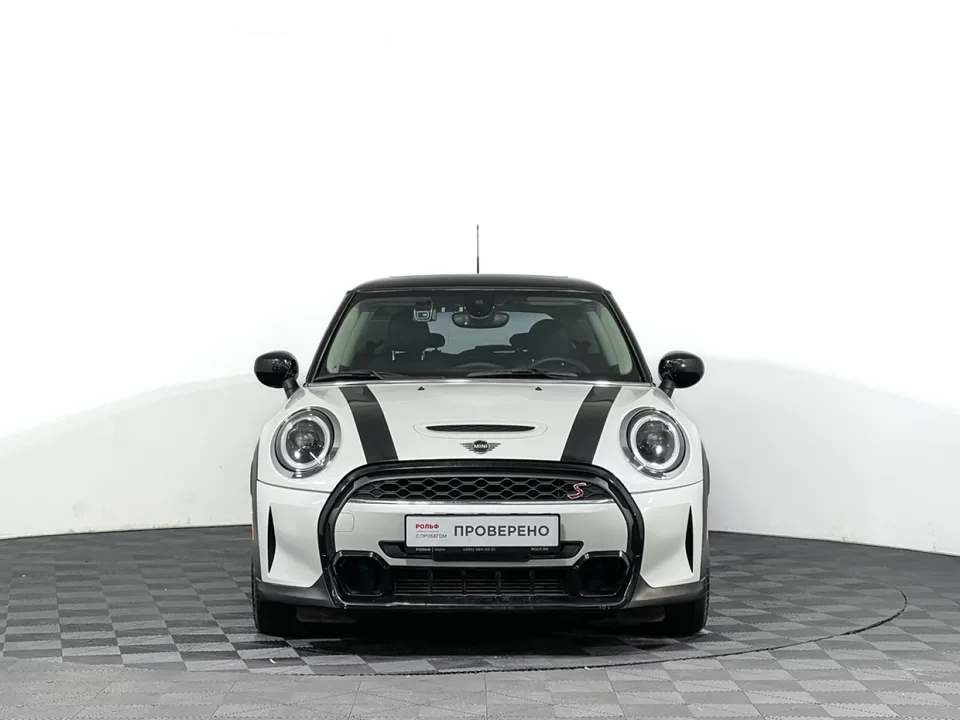 MINI Hatch 2023 — миниатюра 2