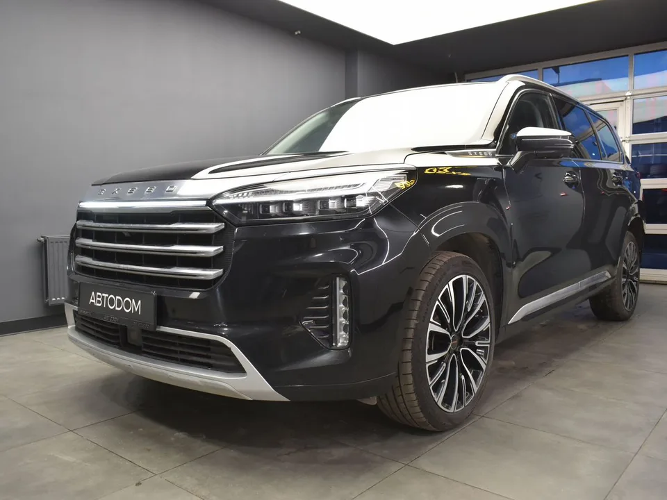 Exeed VX 2022 — фото 1, купить с доставкой в Москву