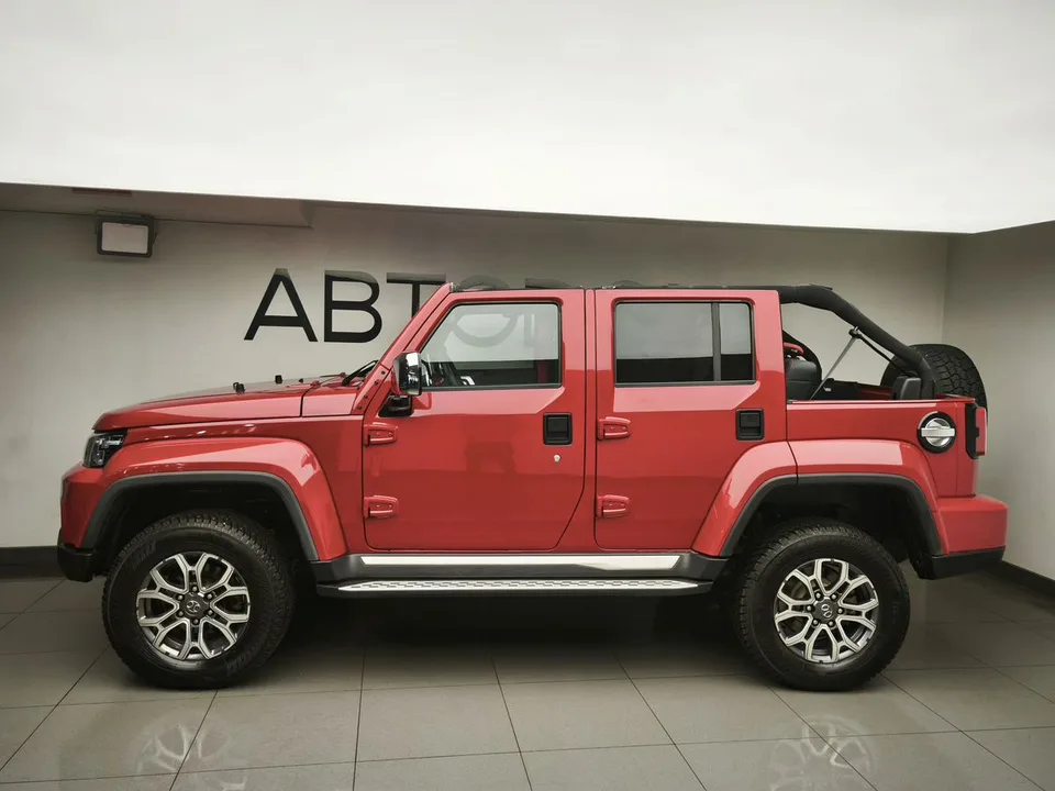 BAIC BJ40 2023 — миниатюра 4
