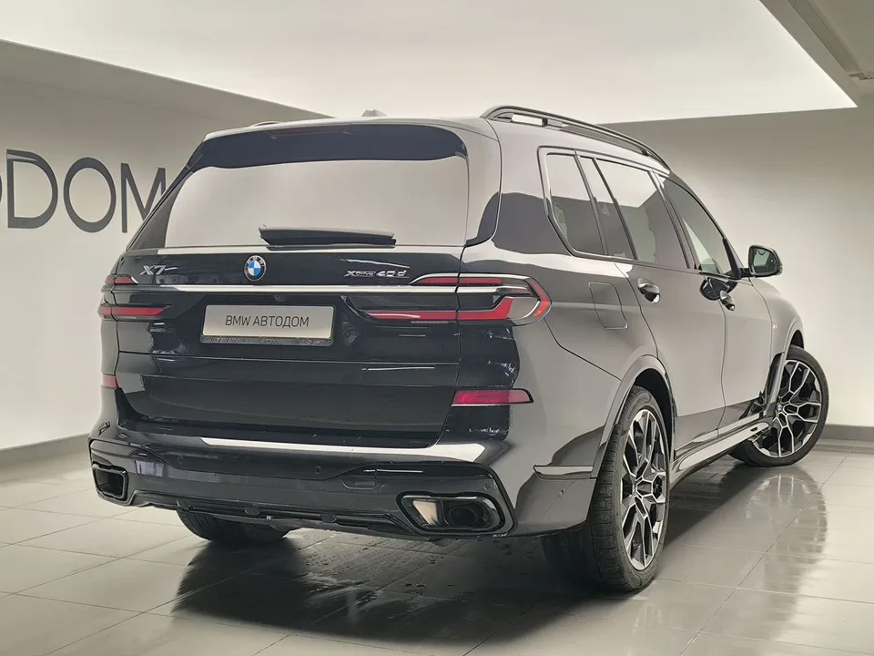 BMW X7 2023 — миниатюра 4