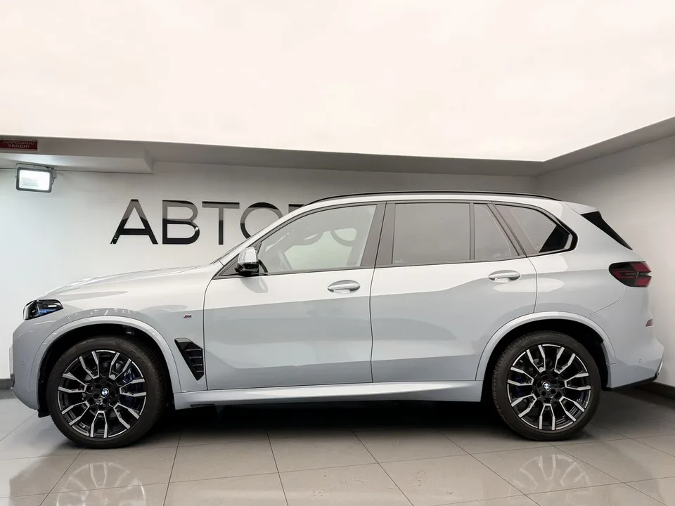BMW X5 2025 — миниатюра 2