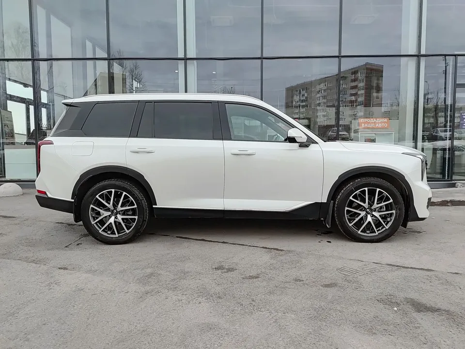 GAC Trumpchi GS8 2023 — миниатюра 5