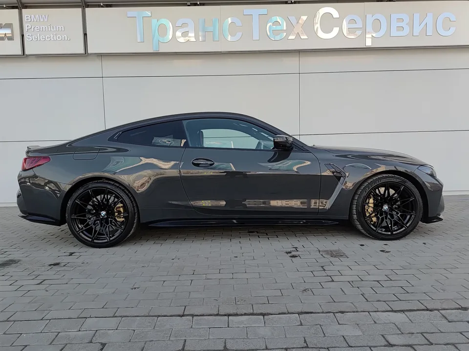 BMW M4 2025 — миниатюра 5