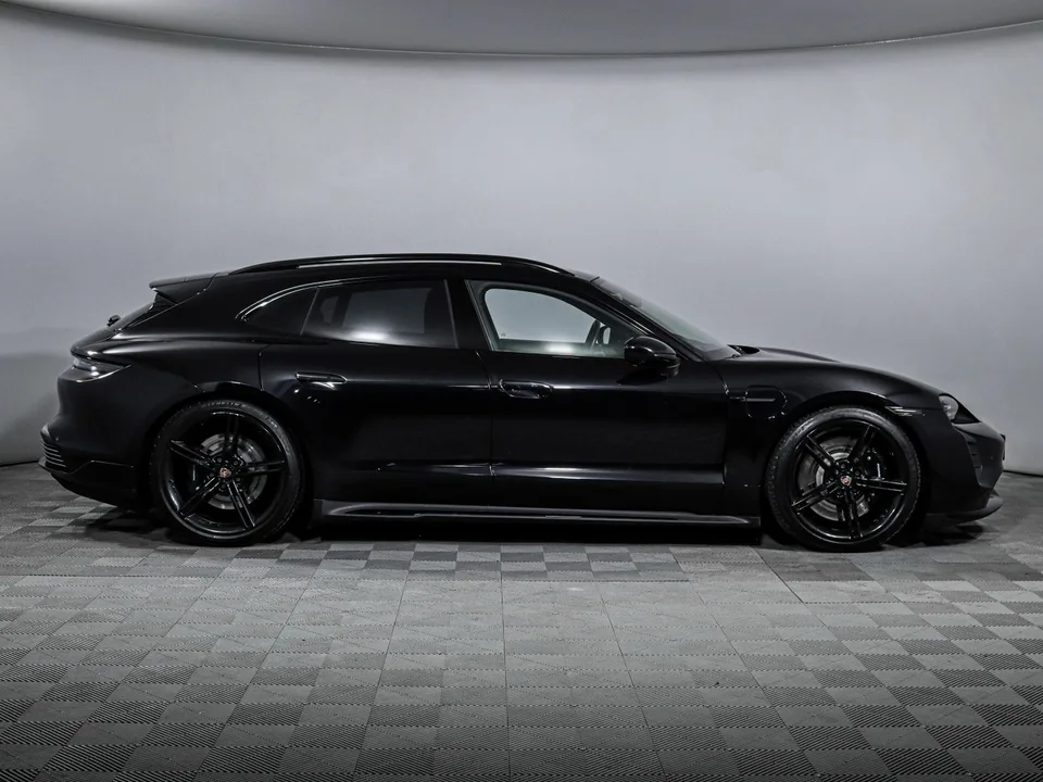Porsche Taycan 2023 — миниатюра 4