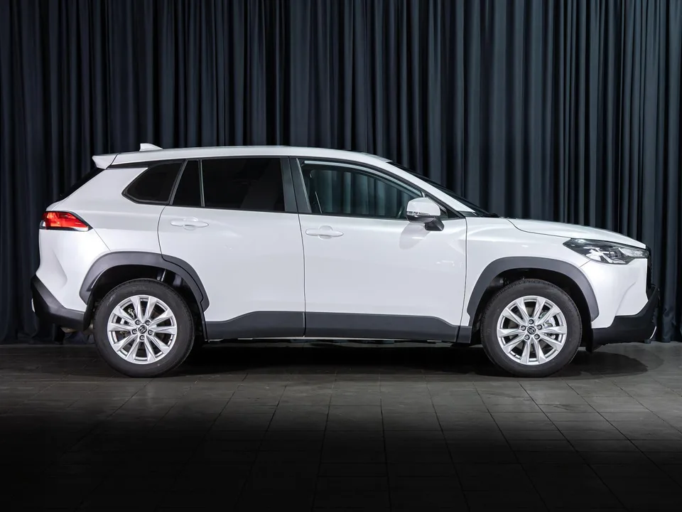 Toyota Corolla Cross 2024 — миниатюра 5