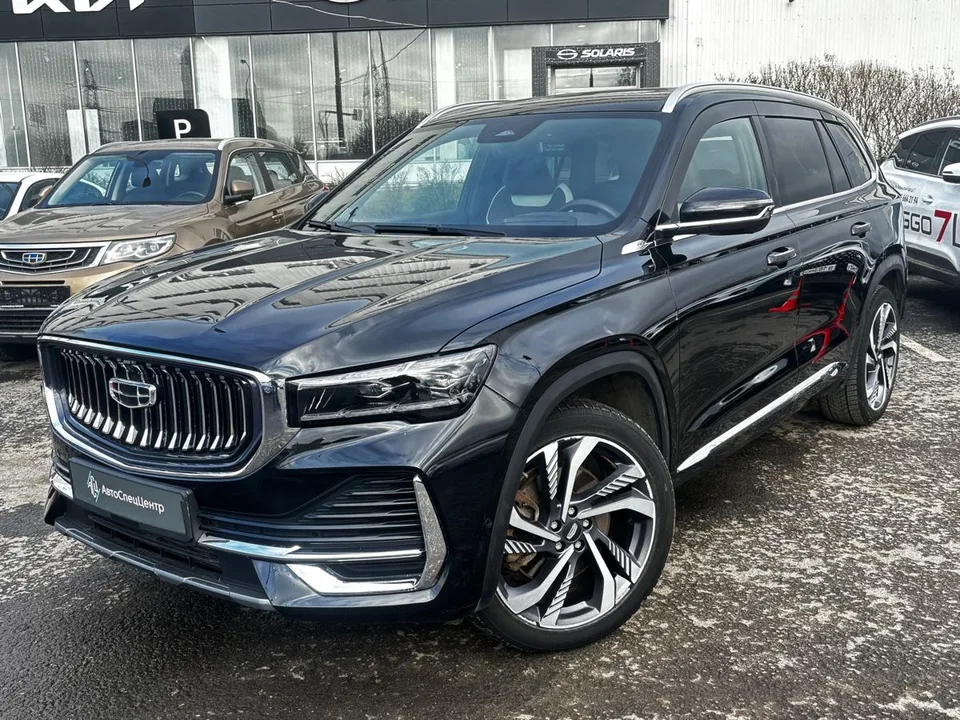 Geely Monjaro 2023 — фото 1, купить с доставкой в Москву