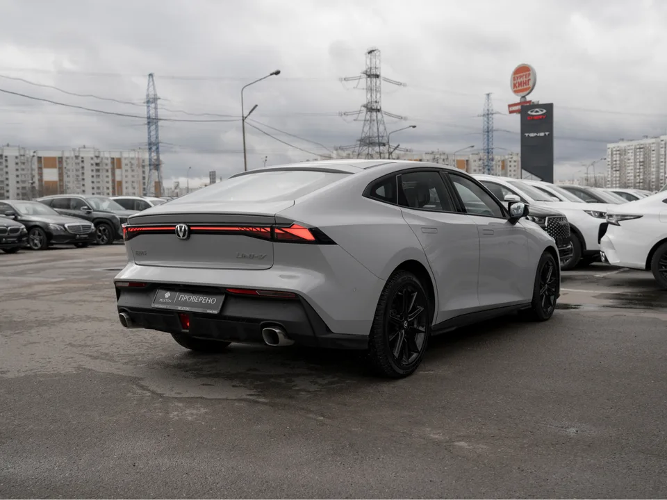 Changan UNI-V 2023 — миниатюра 5