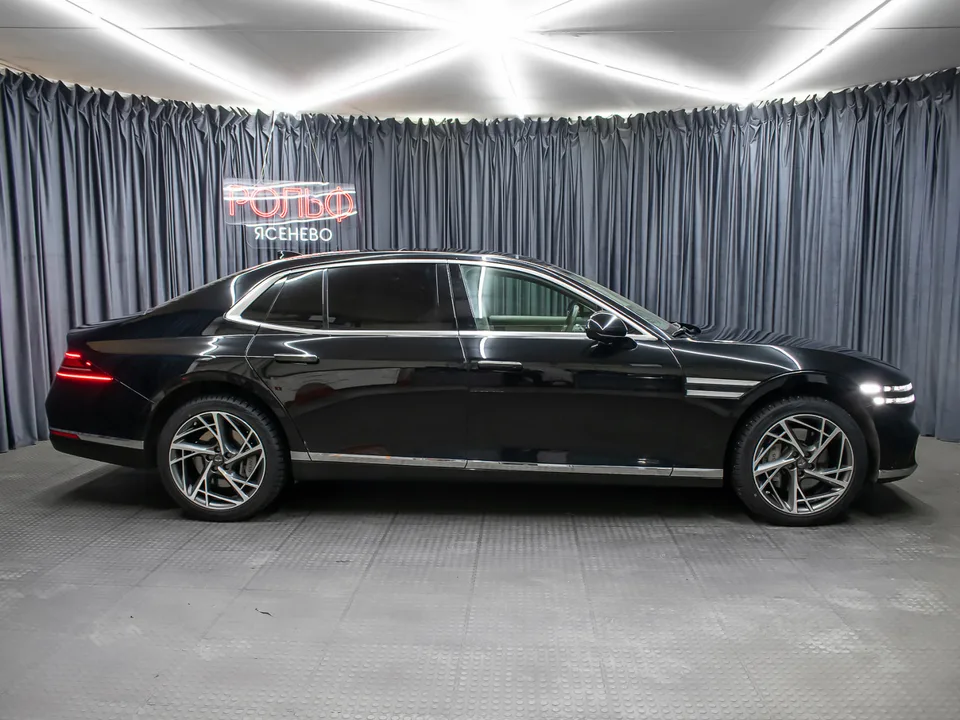 Genesis G90 2022 — миниатюра 4