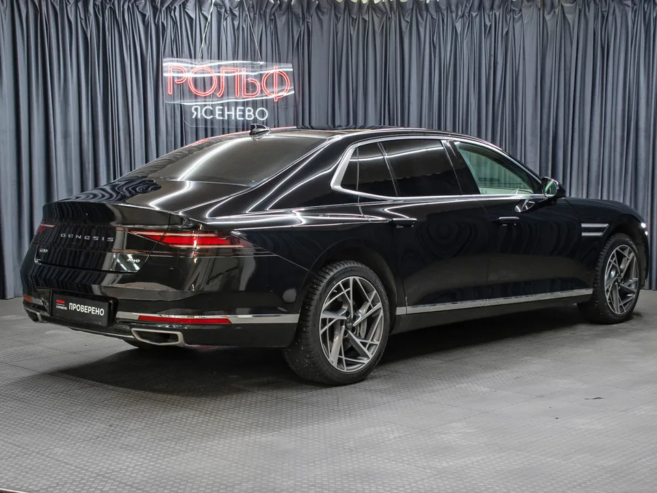 Genesis G90 2022 — миниатюра 5