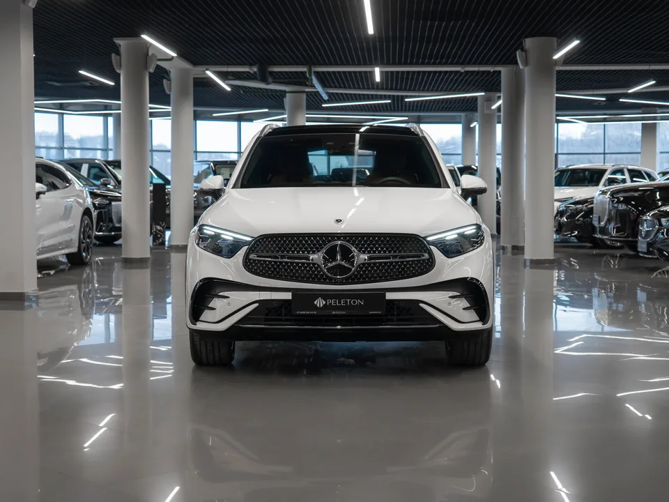 Mercedes-Benz GLC купе 2024 — миниатюра 3
