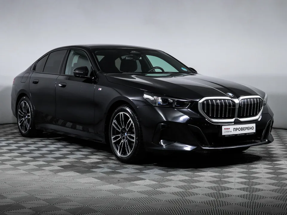 BMW 5 Series 2023 — миниатюра 3