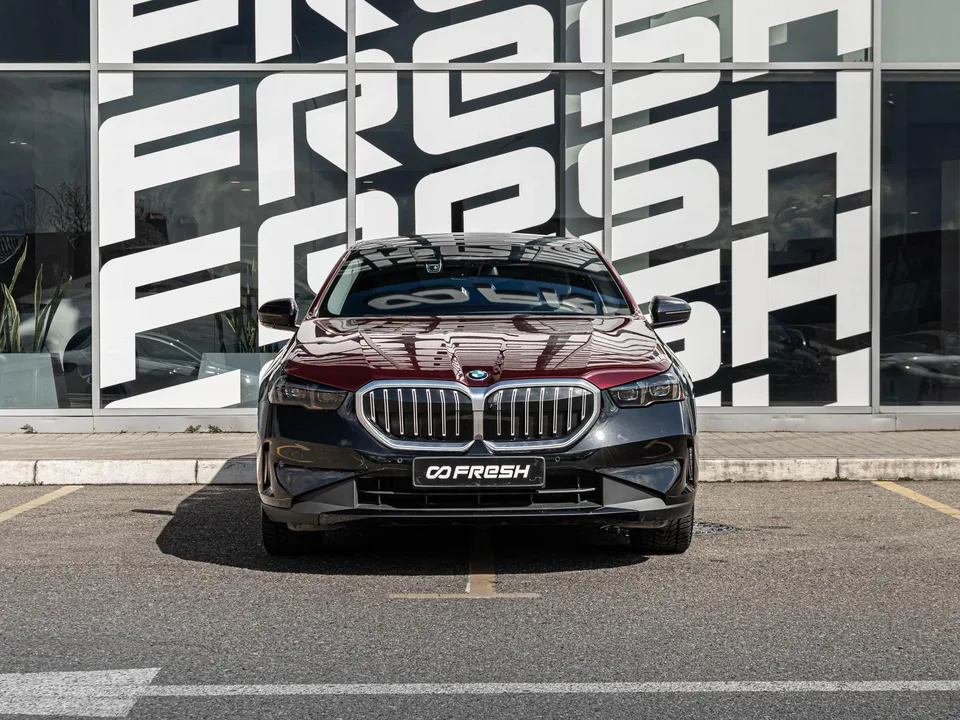 BMW 5 Series 2023 — миниатюра 3