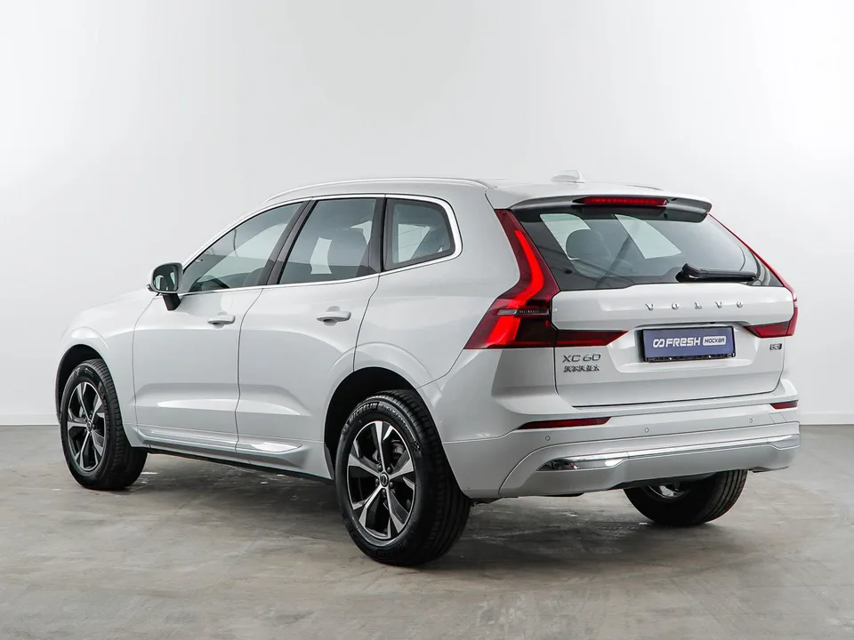 Volvo XC60 2025 — миниатюра 2