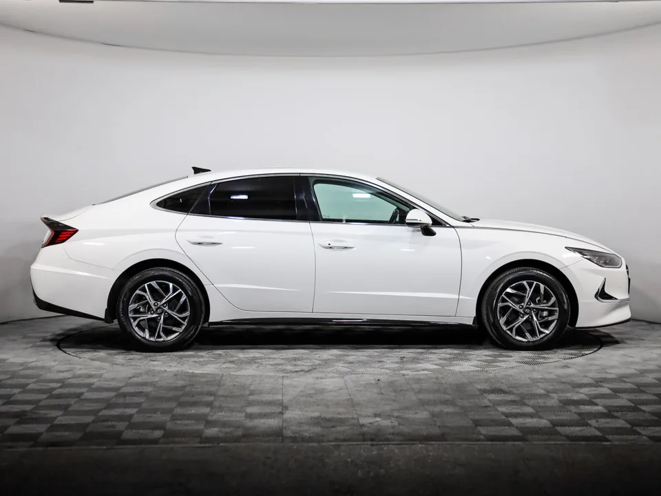 Hyundai Sonata 2023 — миниатюра 4