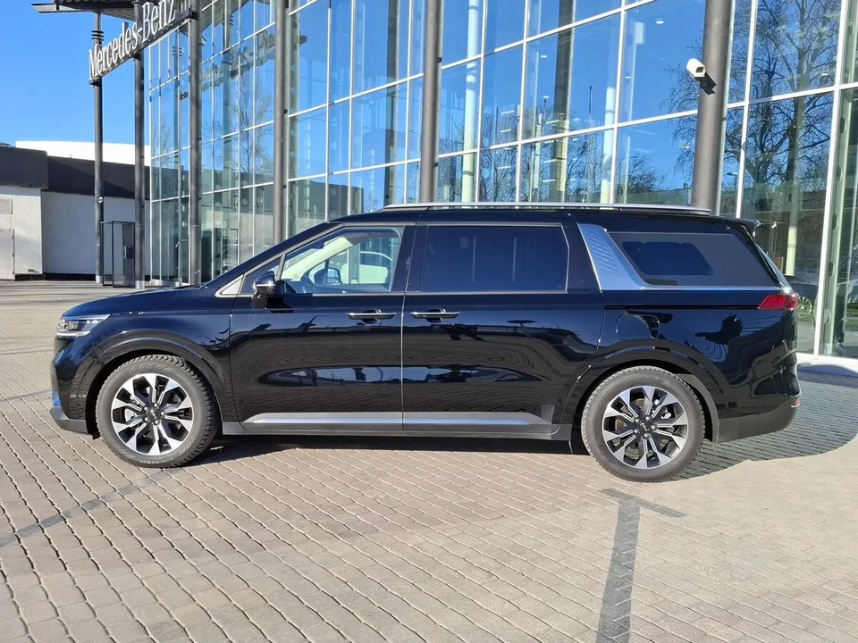 Kia Carnival 2023 — миниатюра 3