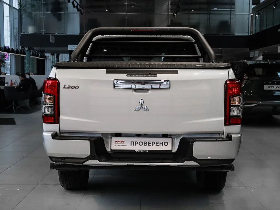 Mitsubishi L200 2023 — миниатюра 5