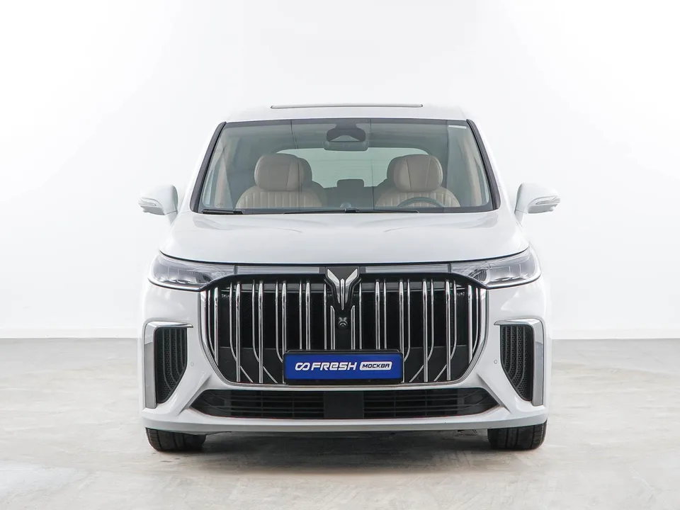 Voyah Dream 2023 — миниатюра 3
