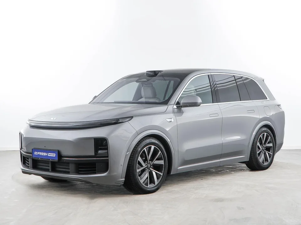 Li Xiang L8 2023 — миниатюра 5