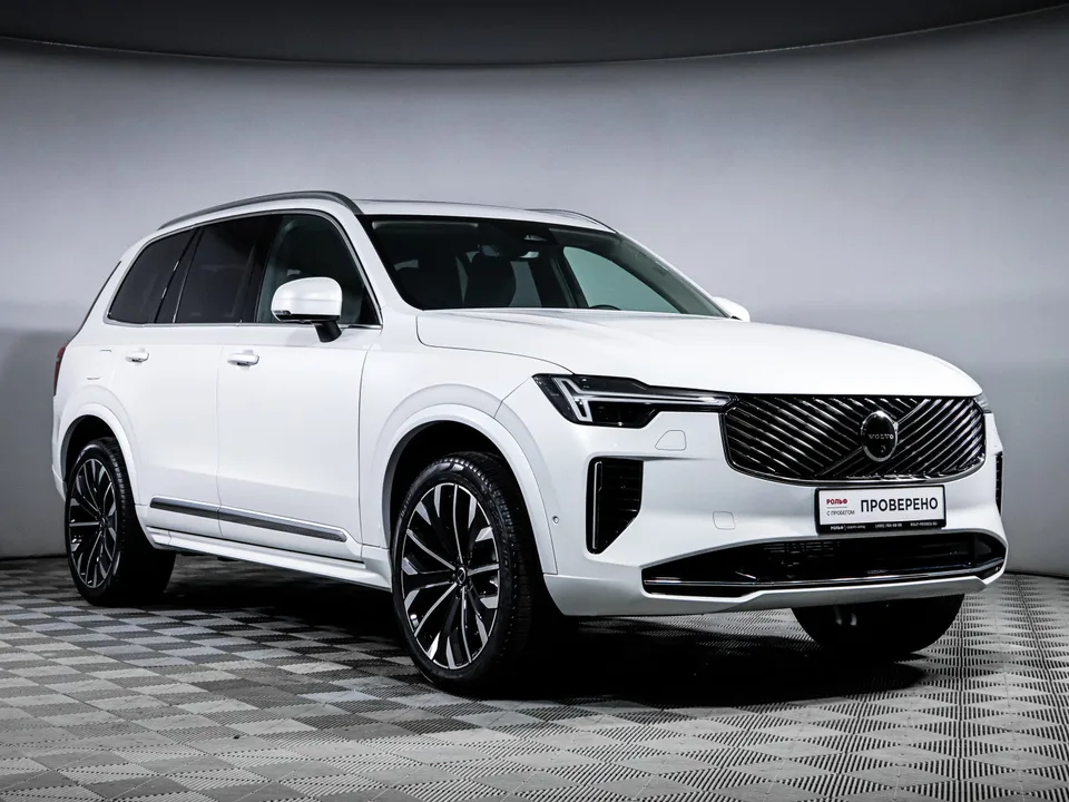 Volvo XC90 2025 — миниатюра 3