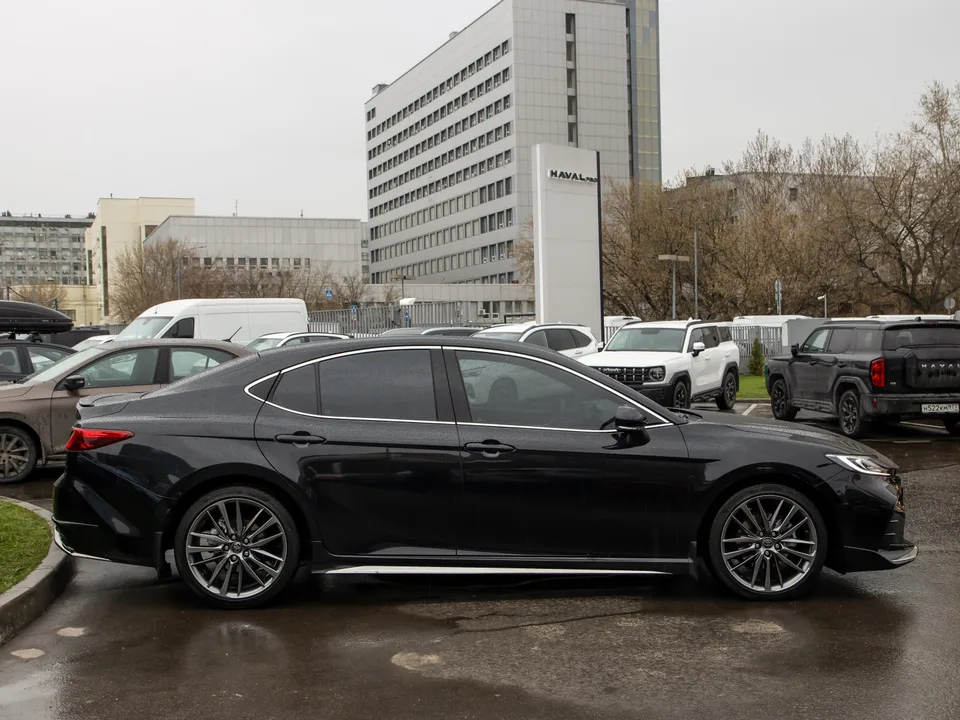 Toyota Camry 2024 — миниатюра 3