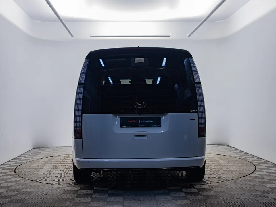 Hyundai Staria 2022 — миниатюра 5