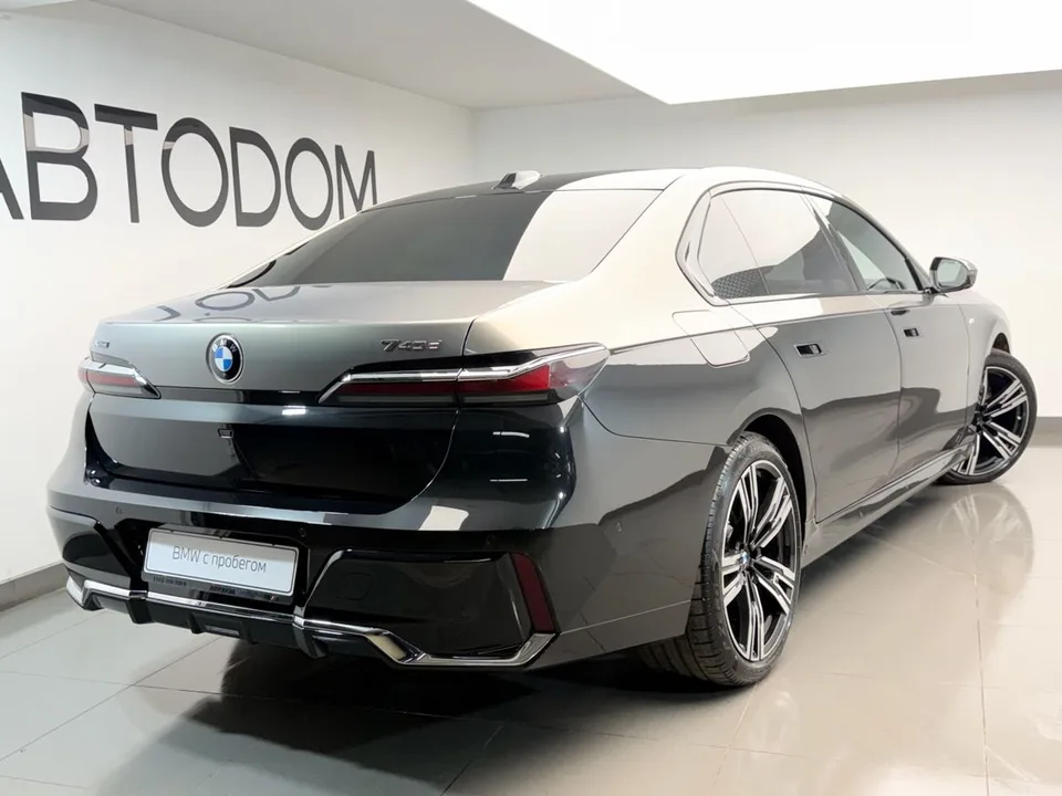 BMW 7 серия 2023 — миниатюра 4