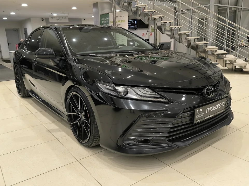 Toyota Camry 2023 — миниатюра 3