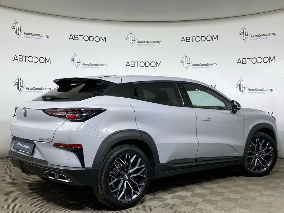 Changan UNI-T 2024 — миниатюра 4