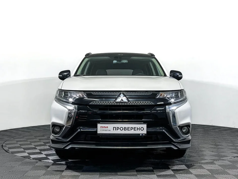 Mitsubishi Outlander 2022 — миниатюра 2