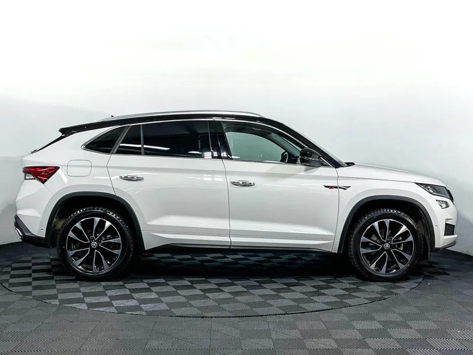 Skoda Kodiaq 2023 — миниатюра 4