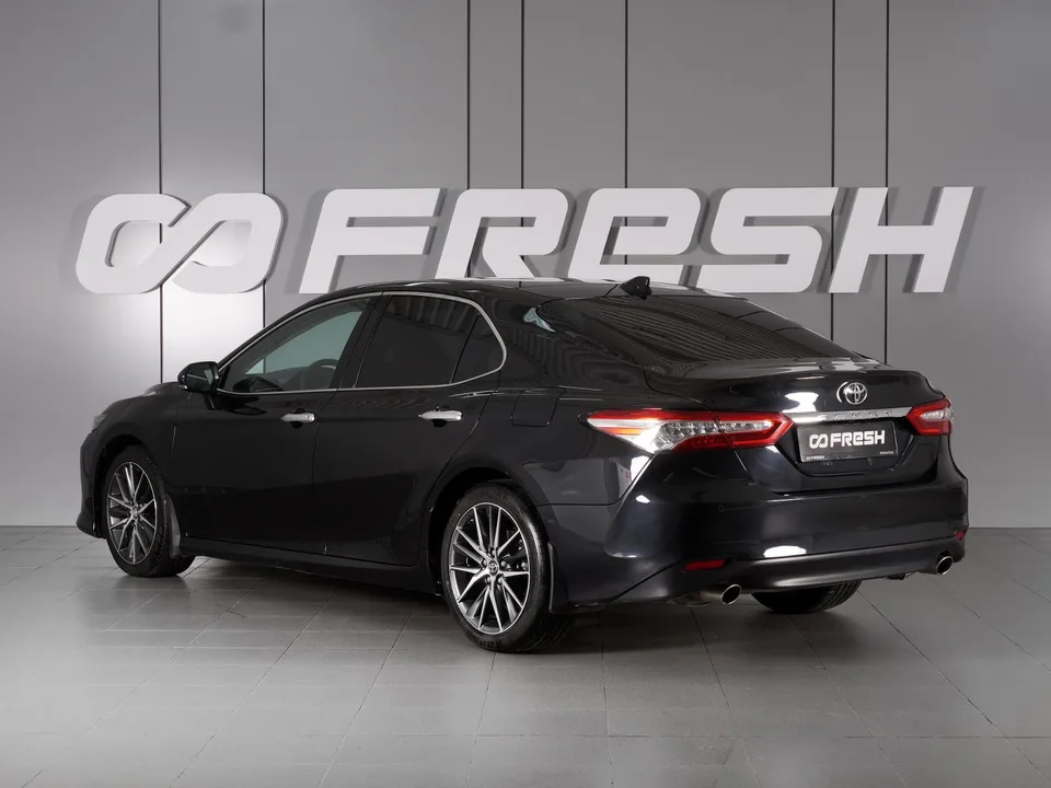 Toyota Camry 2023 — миниатюра 2