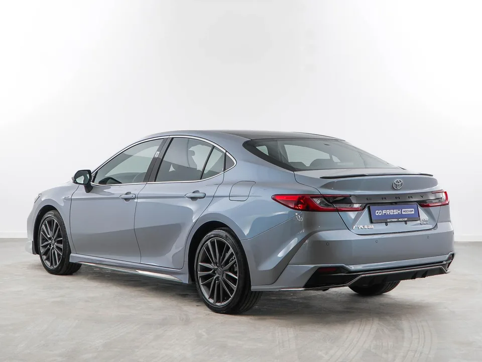 Toyota Camry 2024 — миниатюра 2