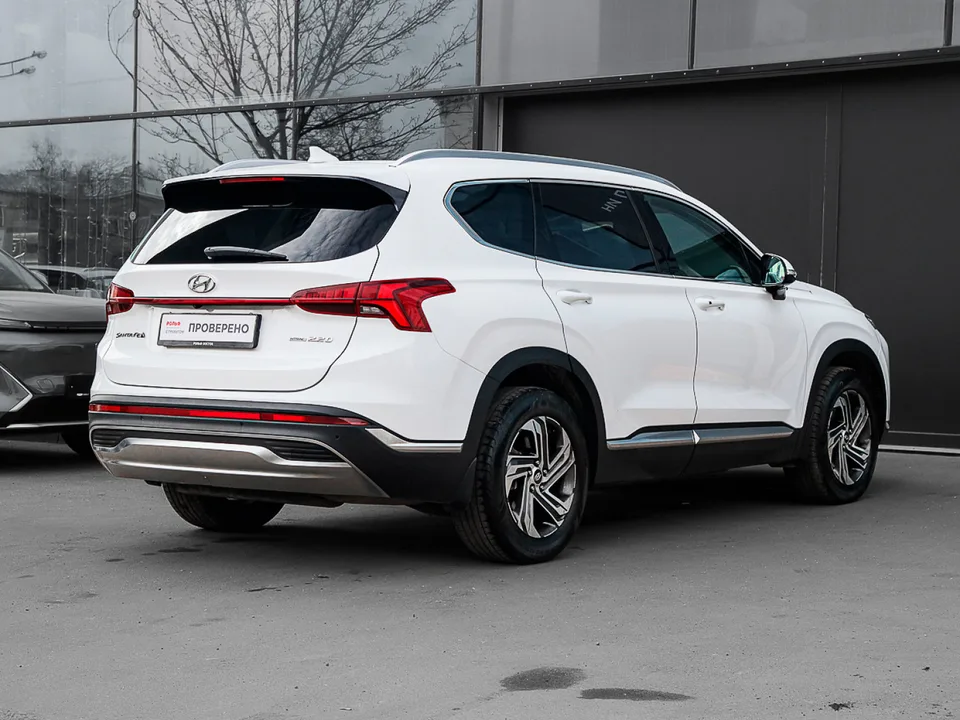 Hyundai Santa Fe 2022 — миниатюра 4