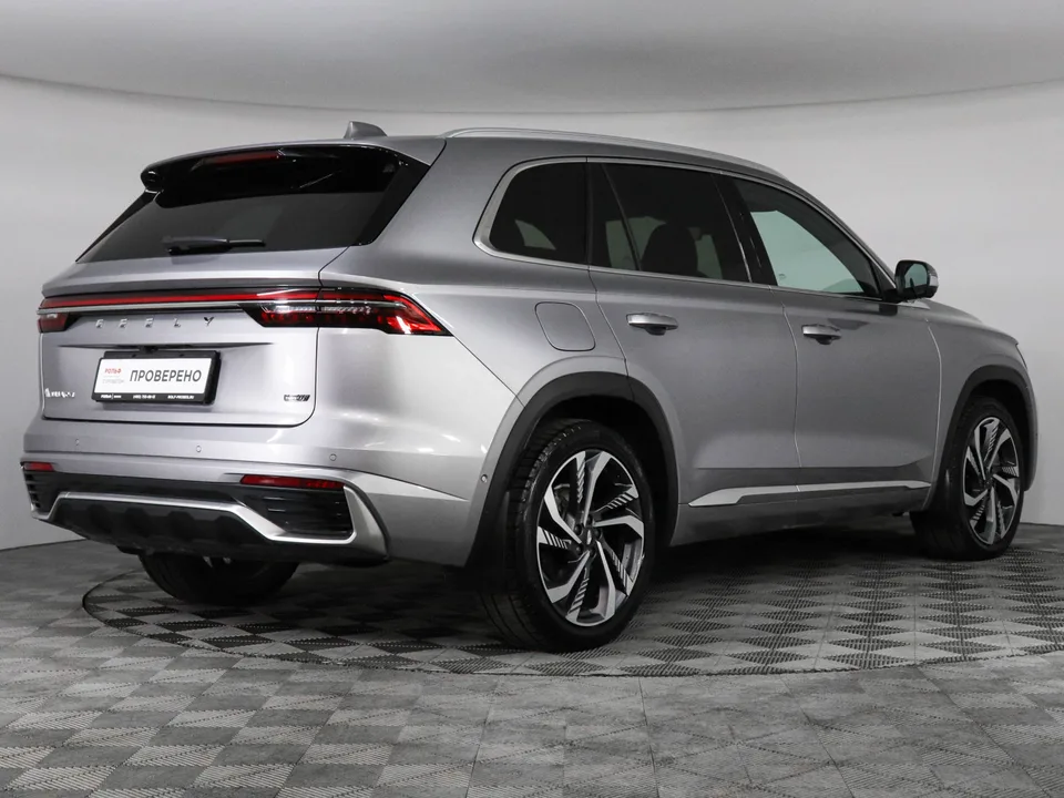 Geely Monjaro 2023 — миниатюра 5