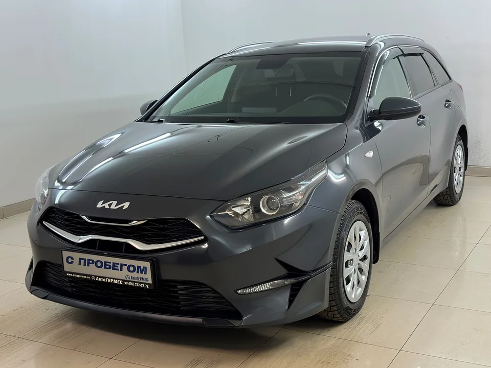 Kia Ceed SW 2022 — фото 1, купить с доставкой в Москву