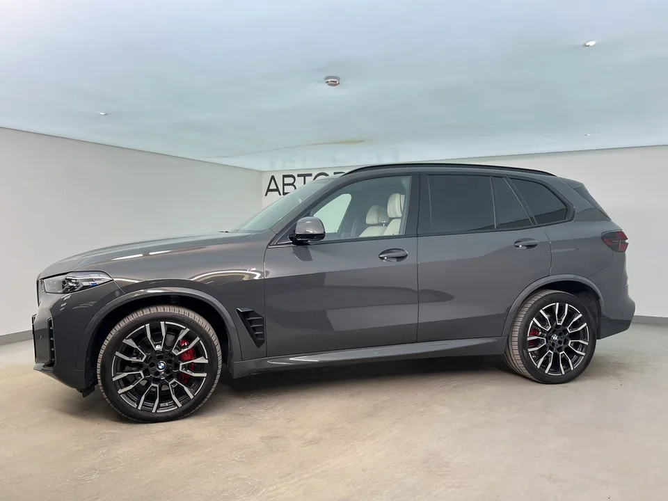BMW X5 2023 — миниатюра 2