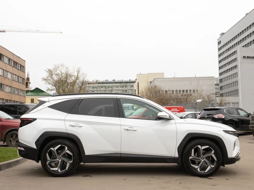 Hyundai Tucson 2022 — миниатюра 3