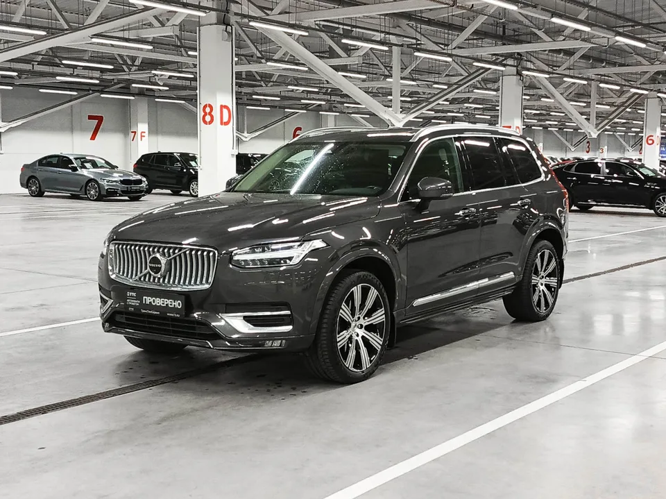 Volvo XC90 2022 — фото 1, купить с доставкой в Москву
