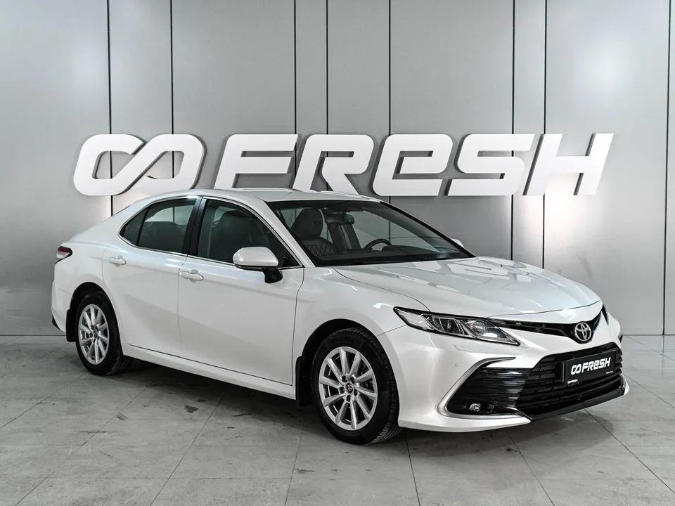 Toyota Camry 2022 — фото 1, купить с доставкой в Москву